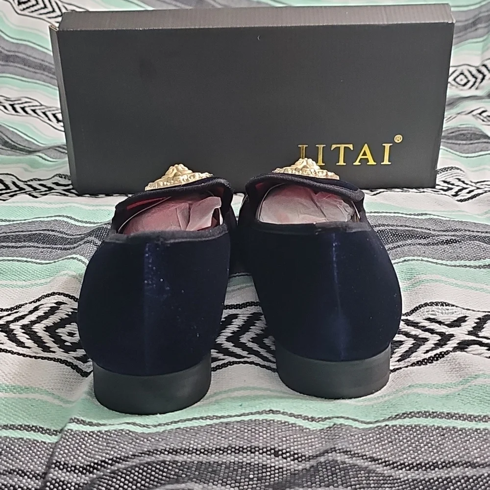 Jitai Ornate Dark Blue & Black Velvet Gold Lion Head Loafers Size 9.5 NEW In Box